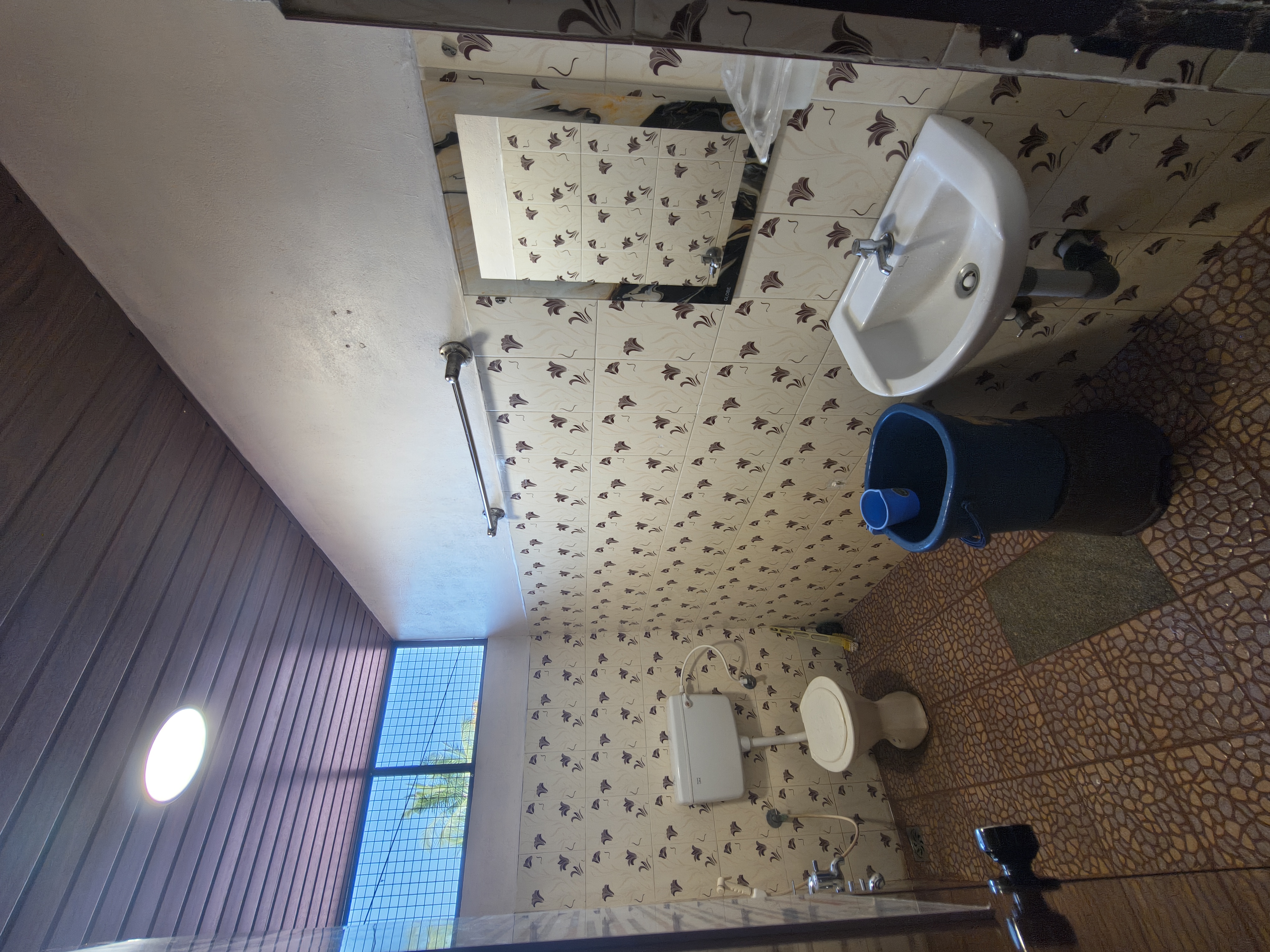 Room Image 7